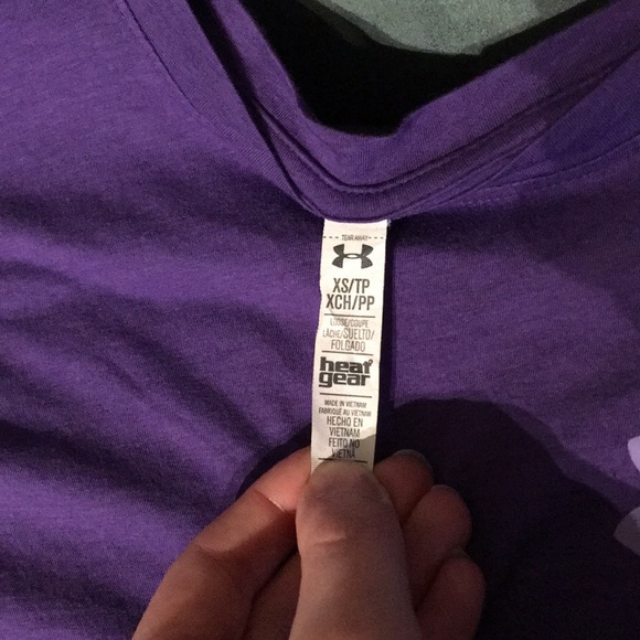 Under Armour Tee - Picture 4 of 5